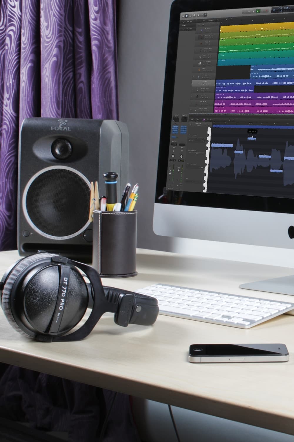 Beyerdynamic DT 770 PRO Limited Edition Professional Studio Headphones - Photo 1